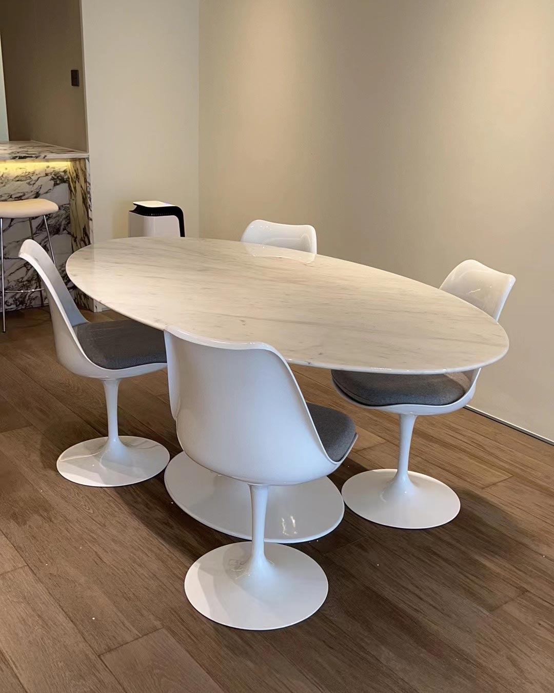 Dining Table 7