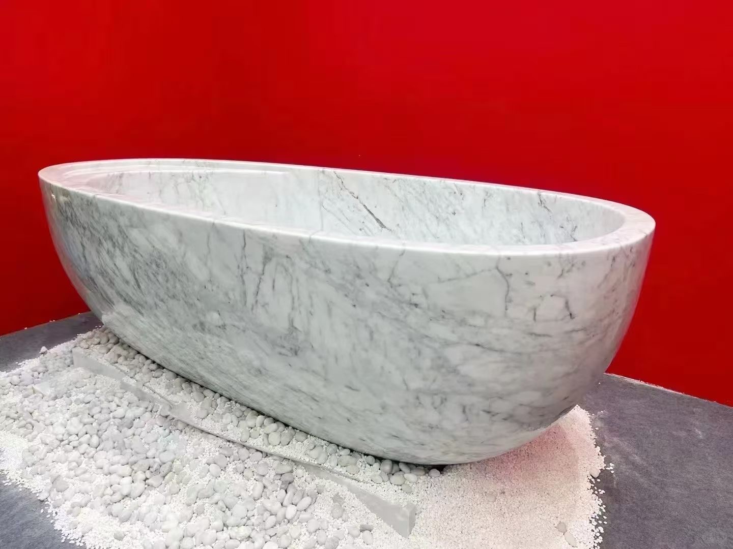 Stone Bathtub 12