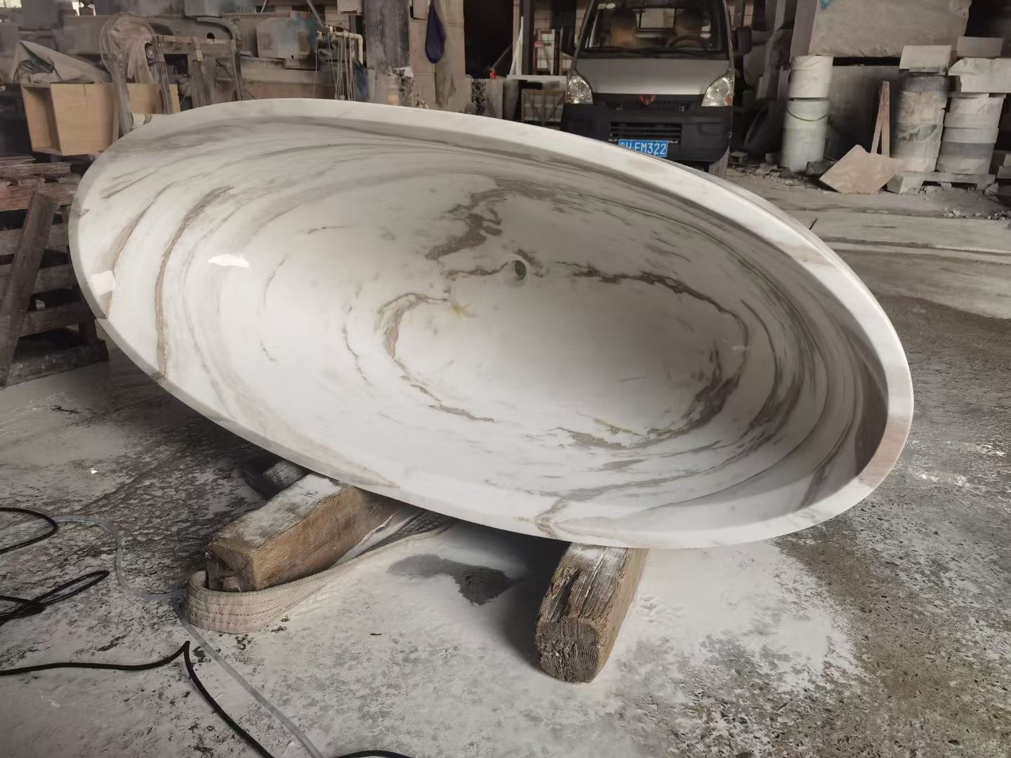 Stone Bathtub 15
