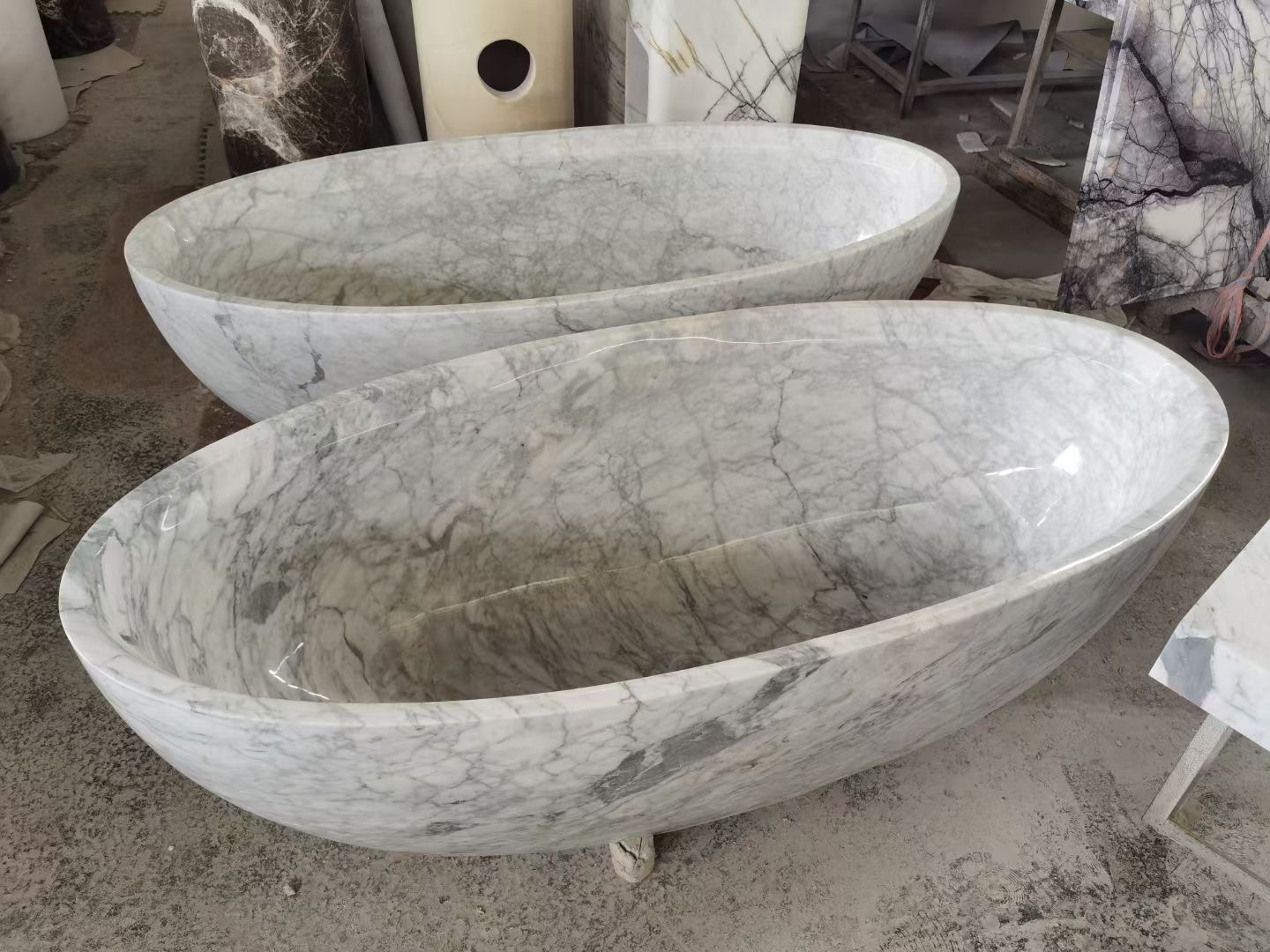 Stone Bathtub 18